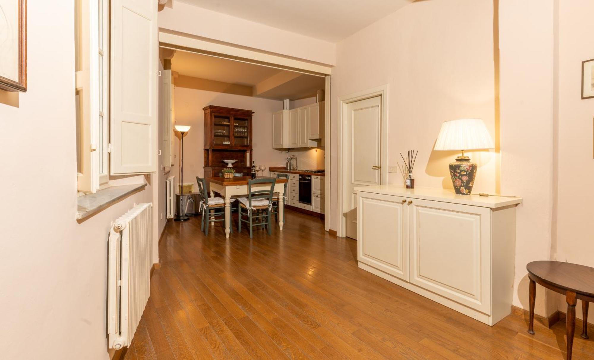 Il Gallo - Charming Apartment In Lucca Heart Exterior photo