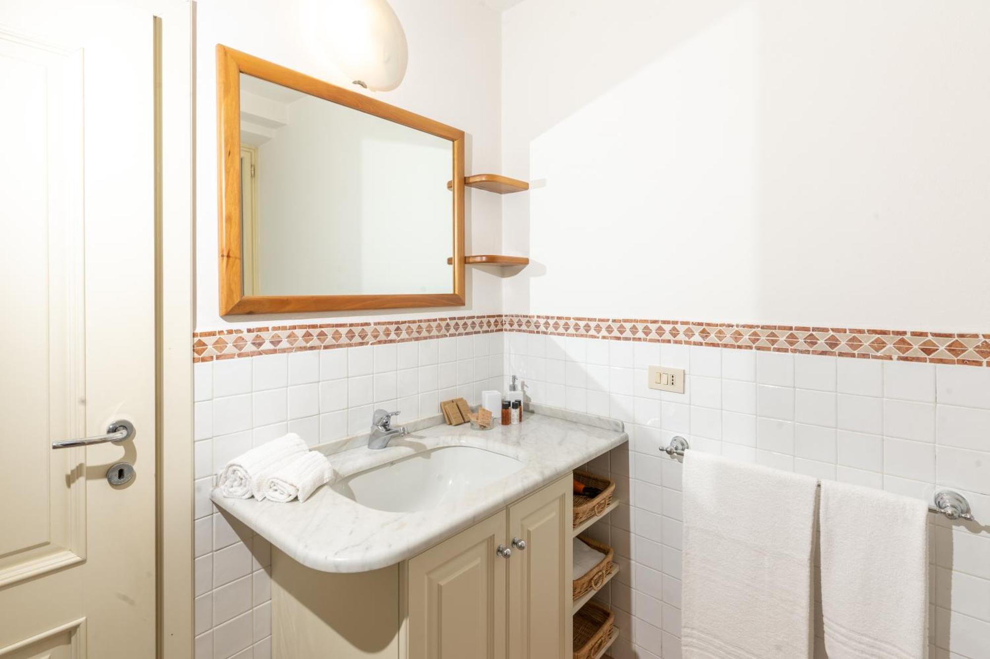Il Gallo - Charming Apartment In Lucca Heart Exterior photo